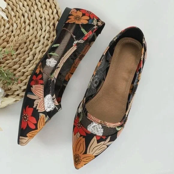 SHEIN Floral Pointed Toe Ballet Flats Cottagecore Balletcore EU 43 Size 10/11 - Picture 5 of 13
